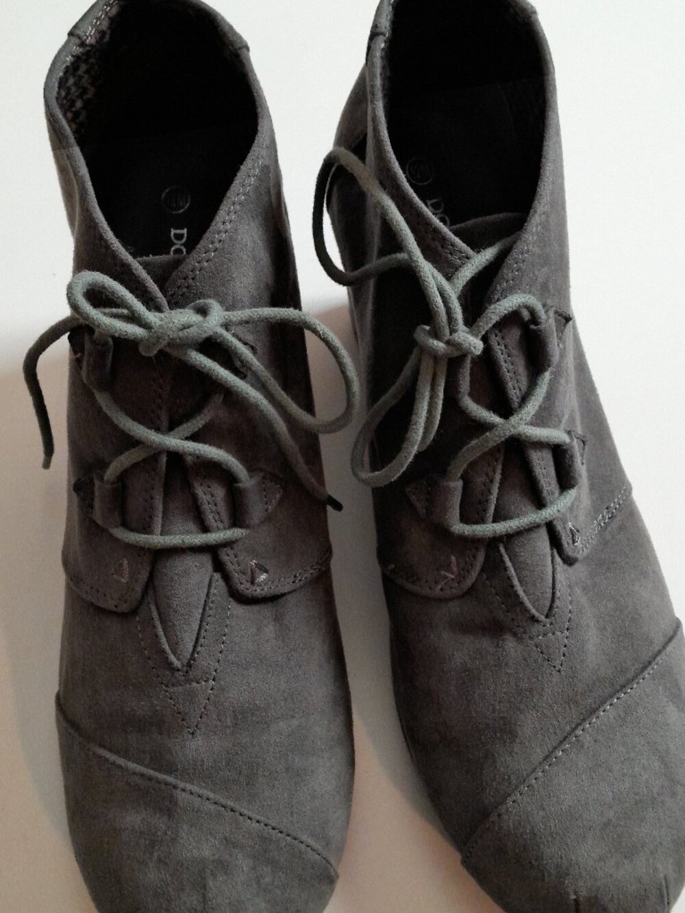 Dominique Nicole Women's Size 12M Brown Ankle Boots Block Heel Lace up